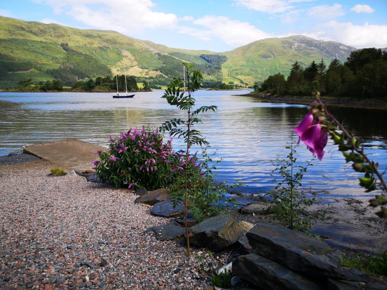 View Of The Mountain Apartment North Ballachulish